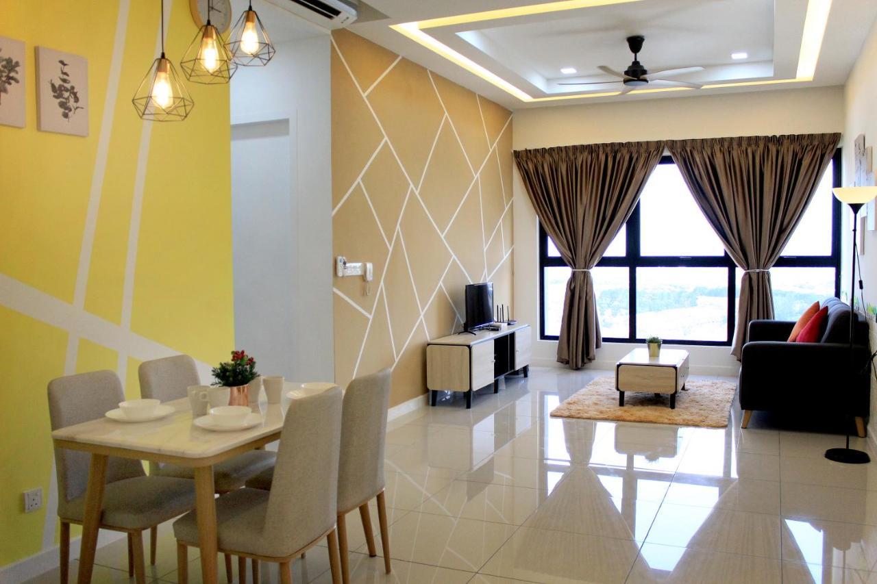 Ferienwohnung Le Pavillion Puchong By Widebed Upto 6Pax Kuala Lumpur Exterior foto