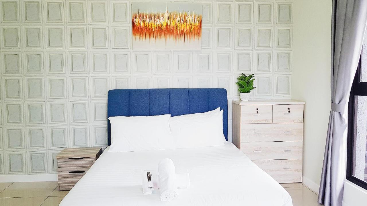 Ferienwohnung Le Pavillion Puchong By Widebed Upto 6Pax Kuala Lumpur Exterior foto