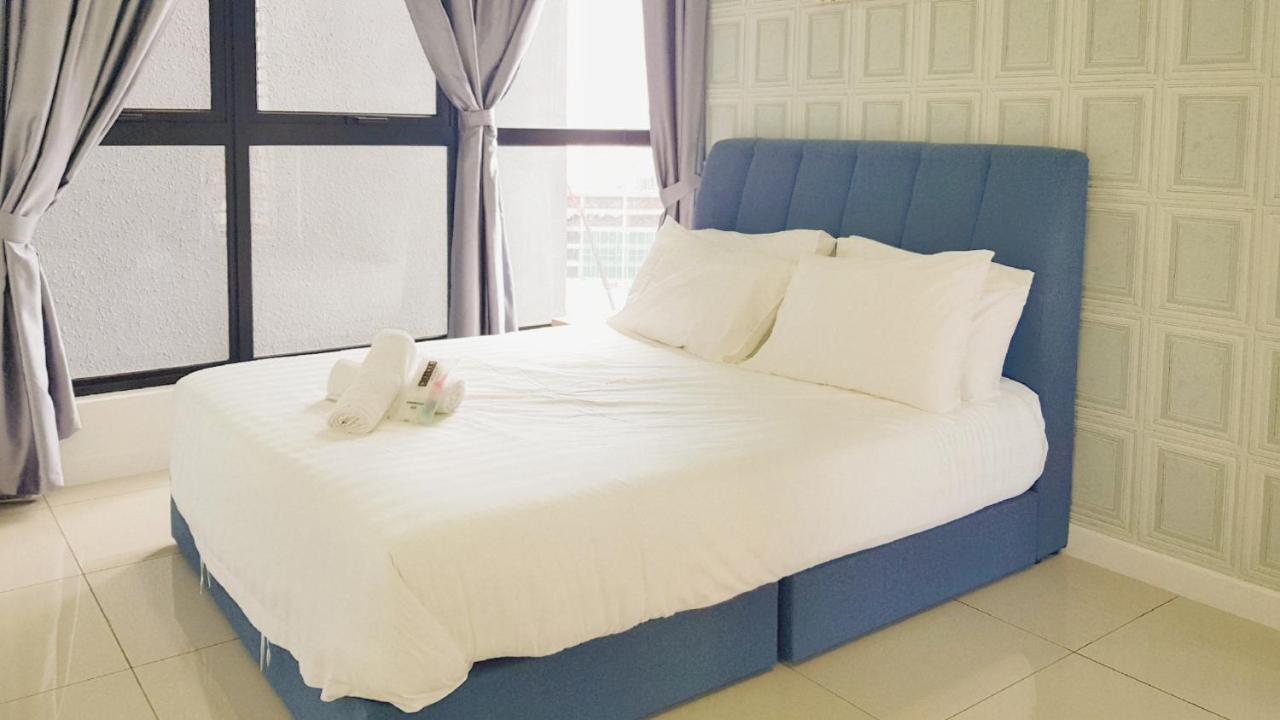 Ferienwohnung Le Pavillion Puchong By Widebed Upto 6Pax Kuala Lumpur Exterior foto